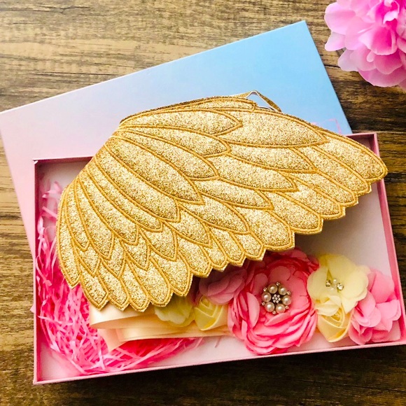 Infant Gold Angel Wings & Floral Headpiece/Sash - Picture 1 of 6